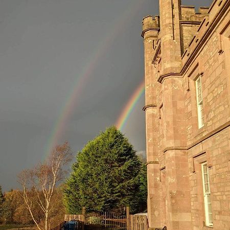 Langhouse Castle Bed And Breakfast Inverkip ภายนอก รูปภาพ