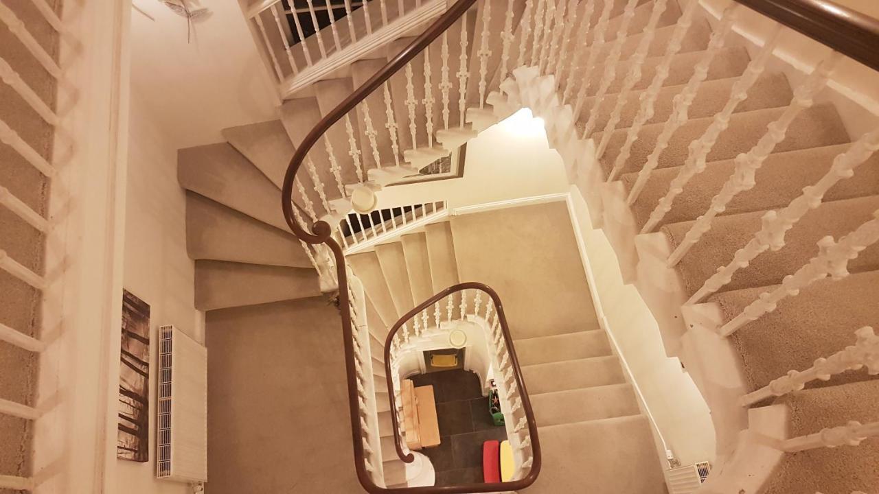 Langhouse Castle Bed And Breakfast Inverkip ภายนอก รูปภาพ